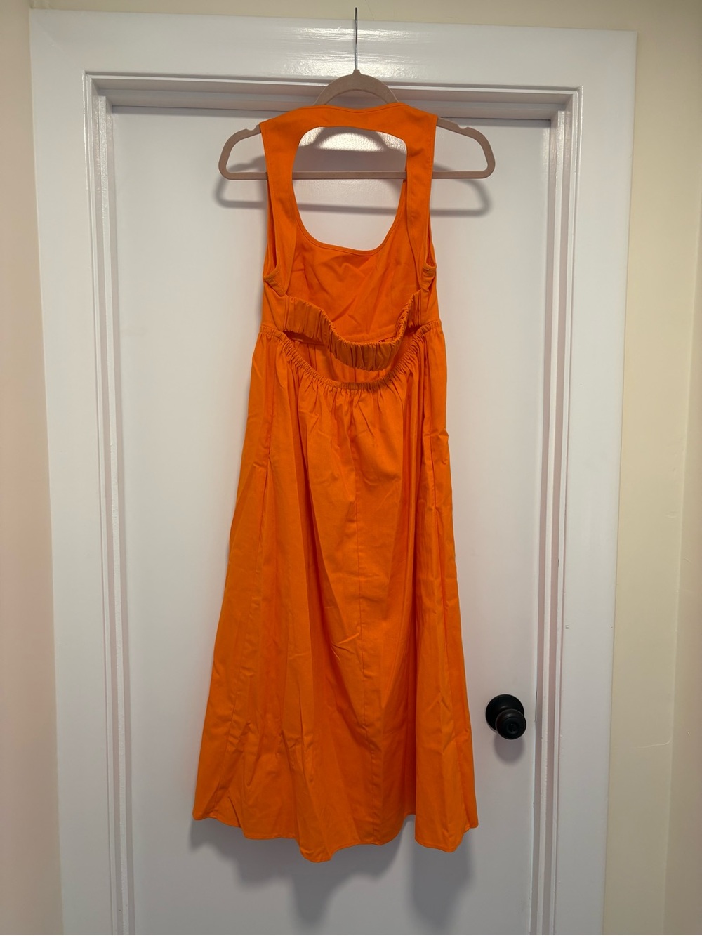 Orange backless midi dress - Picture 3 of 3